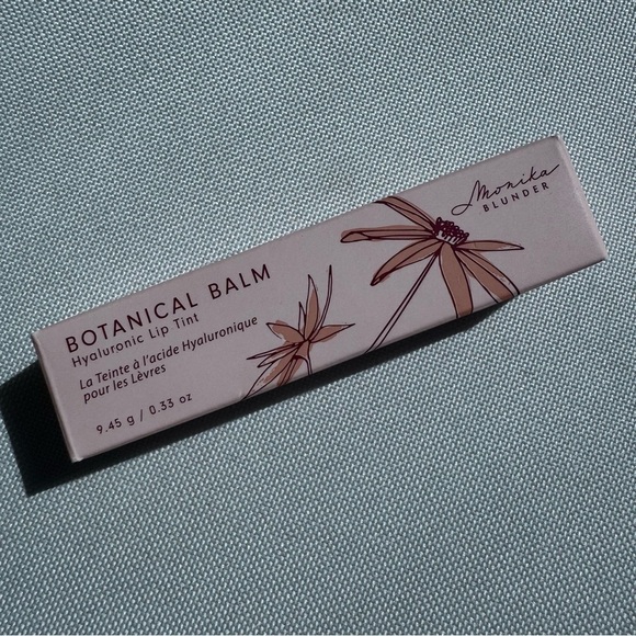 NWT Monika Blunder Botanical Balm Hyaluronic Lip Tint - Sommer - Picture 2 of 4